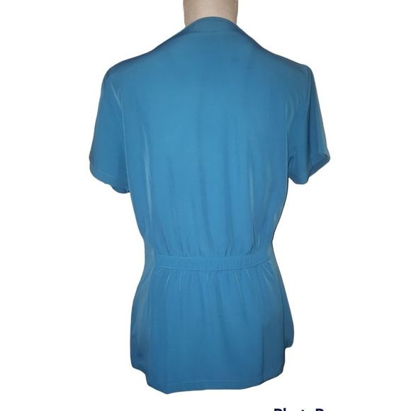 NWOT, Heal Wear Teal Colored Scrub Top - Picture 2 of 12
